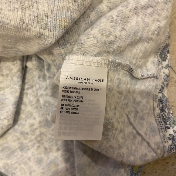 Floral square neck blouse - Picture 4 of 4